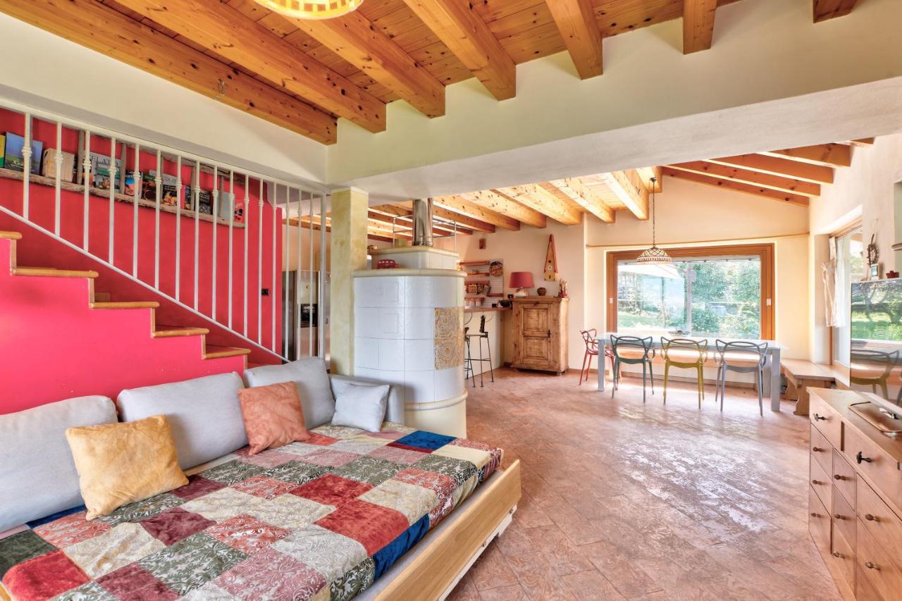 Chalet Con Piscina E Vista Panoramica 콜리코 외부 사진