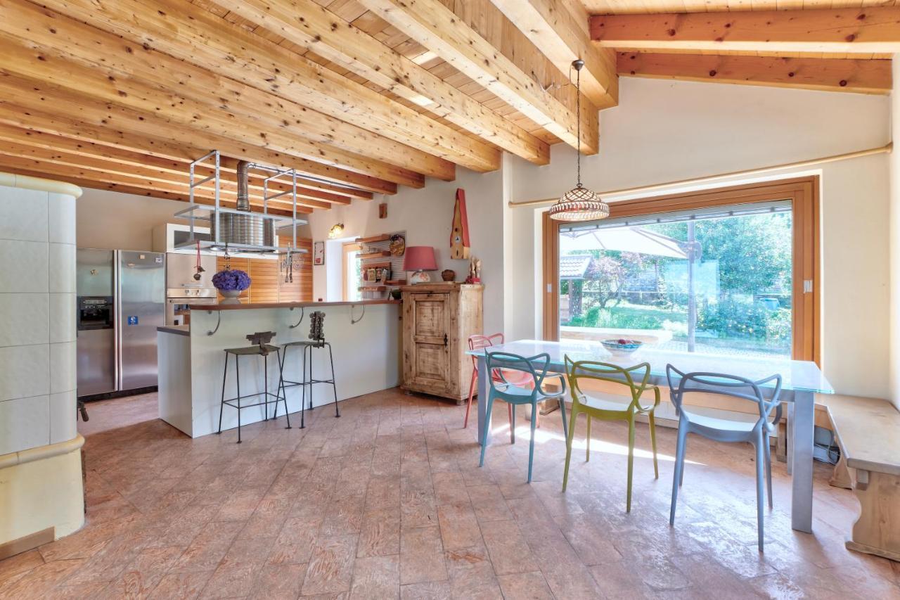Chalet Con Piscina E Vista Panoramica 콜리코 외부 사진