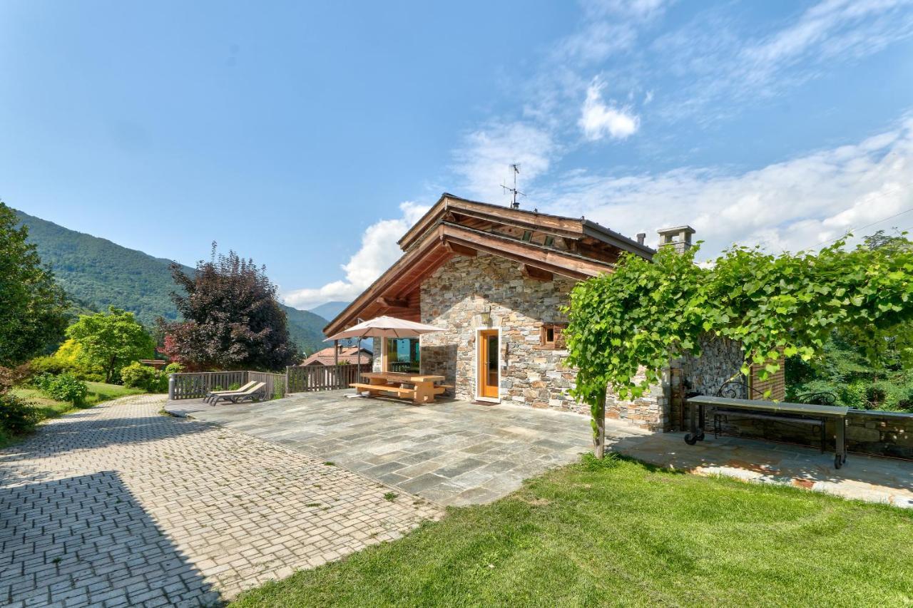 Chalet Con Piscina E Vista Panoramica 콜리코 외부 사진