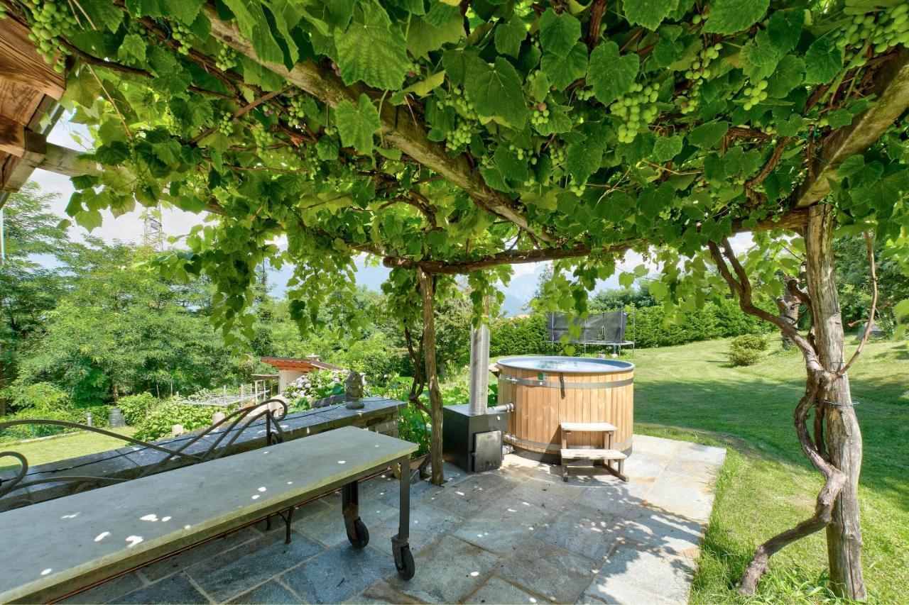 Chalet Con Piscina E Vista Panoramica 콜리코 외부 사진