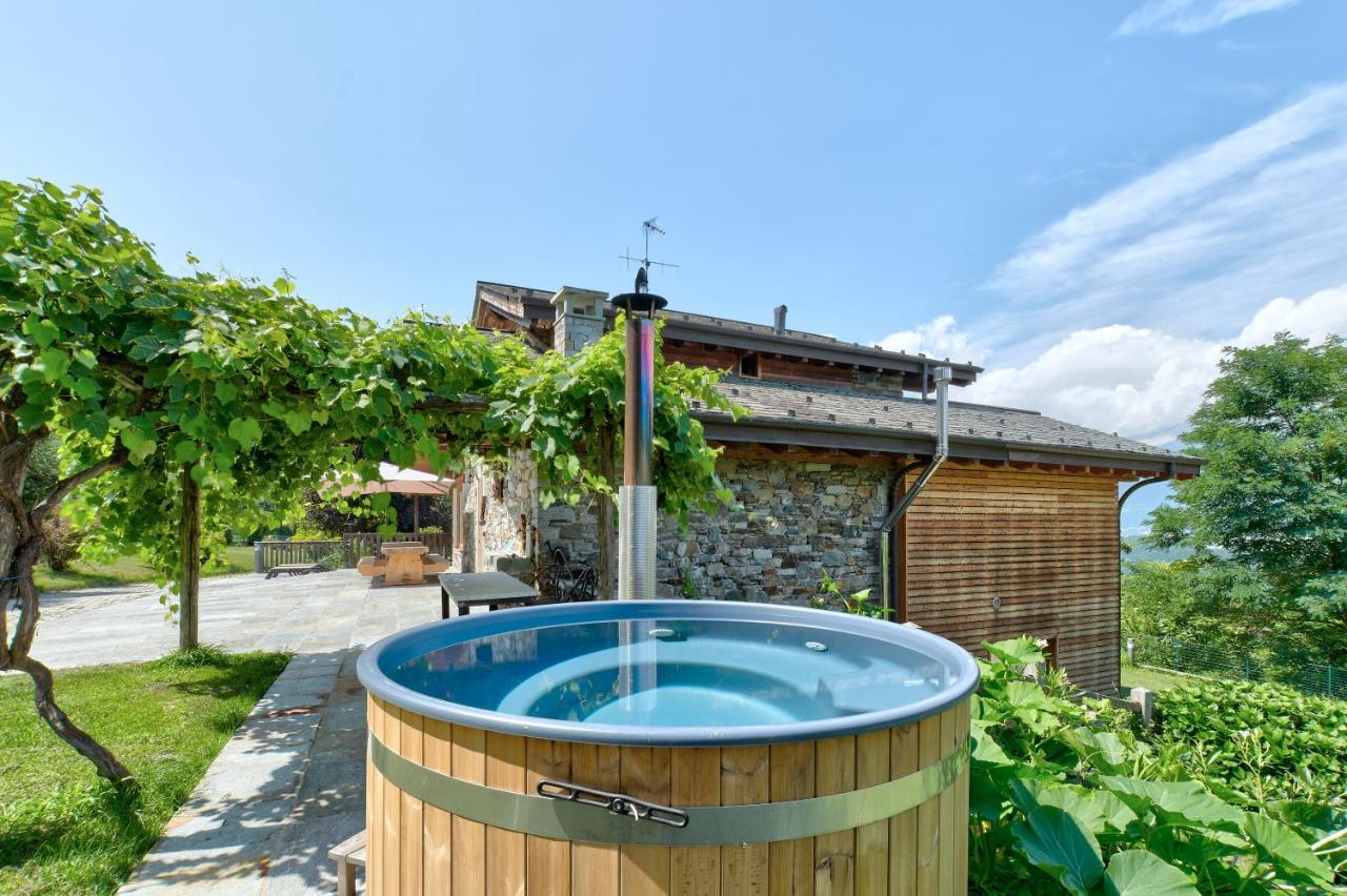 Chalet Con Piscina E Vista Panoramica 콜리코 외부 사진